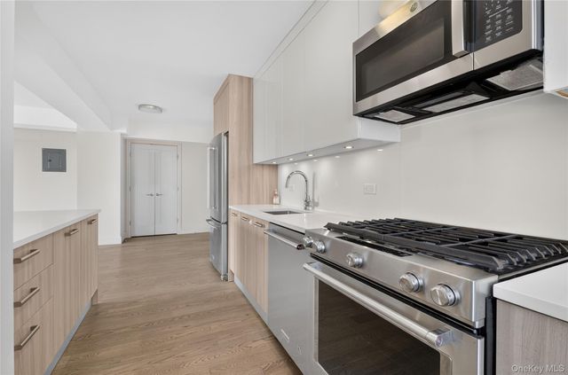 107-40 Queens Boulevard 10A, Forest Hills, NY 11375