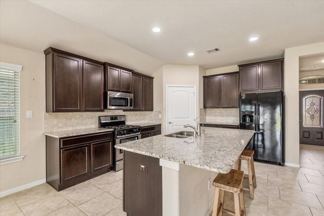 3914 Kellys Falls Lane, Katy, TX 77494