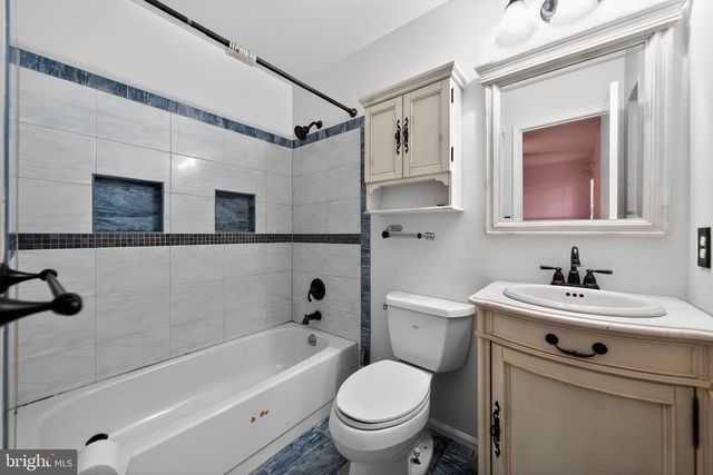 2313 WESTPORT LN, Crofton, MD 21114