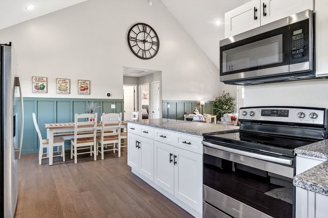 1663 Parker Rd, Sparta, TN 38583