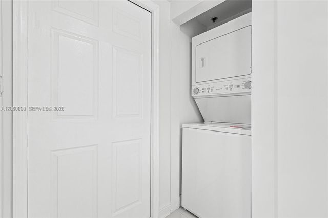 6362 Collins Ave 514, Miami Beach, FL 33141