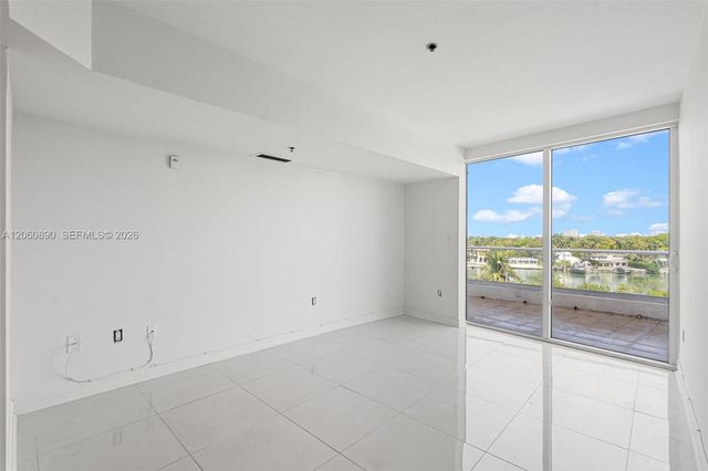 6362 Collins Ave 514, Miami Beach, FL 33141