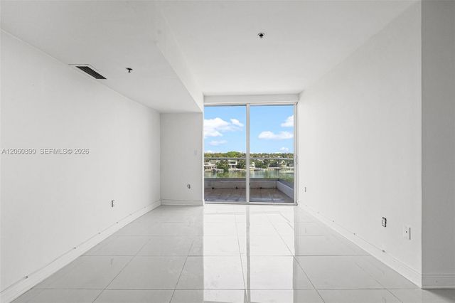 6362 Collins Ave 514, Miami Beach, FL 33141