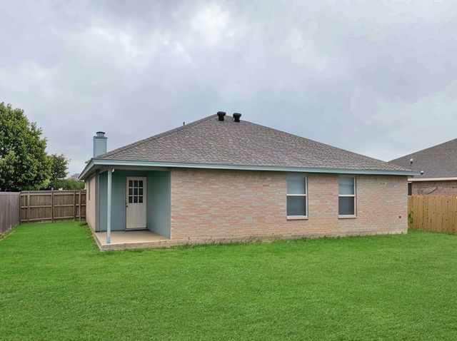941 Carlin Lane, Burleson, TX 76028