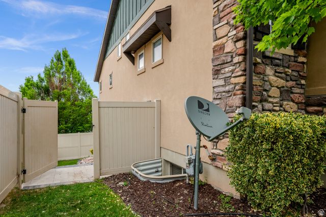 821 E OLIVIA CT, Salt Lake City, UT 84107
