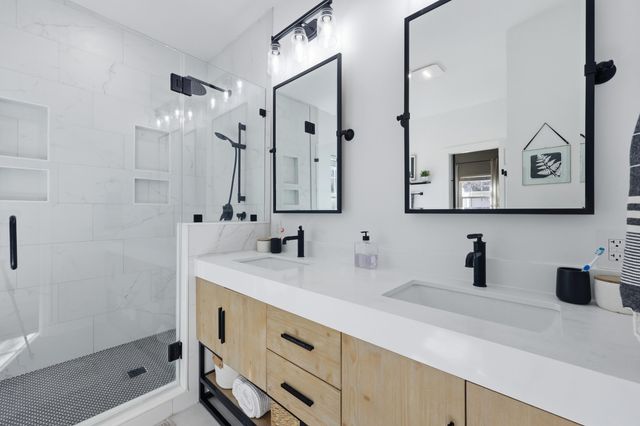 103 Shadowmoss Parkway, Charleston, SC 29414