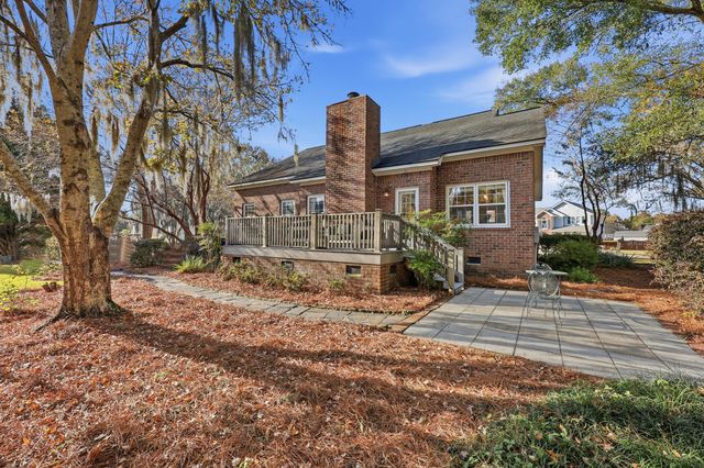 103 Shadowmoss Parkway, Charleston, SC 29414