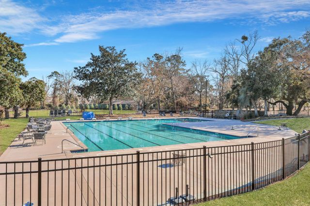 103 Shadowmoss Parkway, Charleston, SC 29414