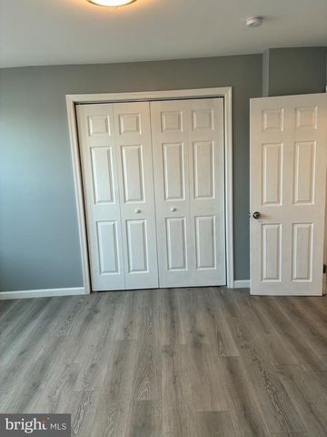 6733 LINMORE AVE, Philadelphia, PA 19142