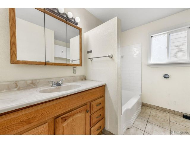 1134 N Cedar St, Colorado Springs, CO 80903