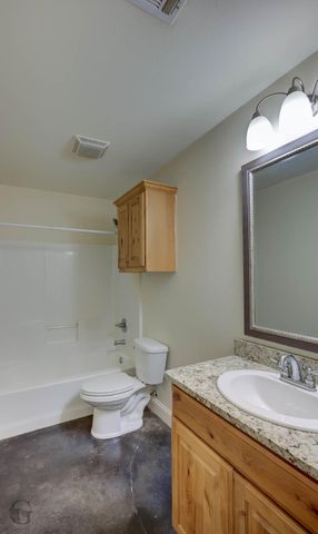 1005 Dalzell, Shreveport, LA 71104