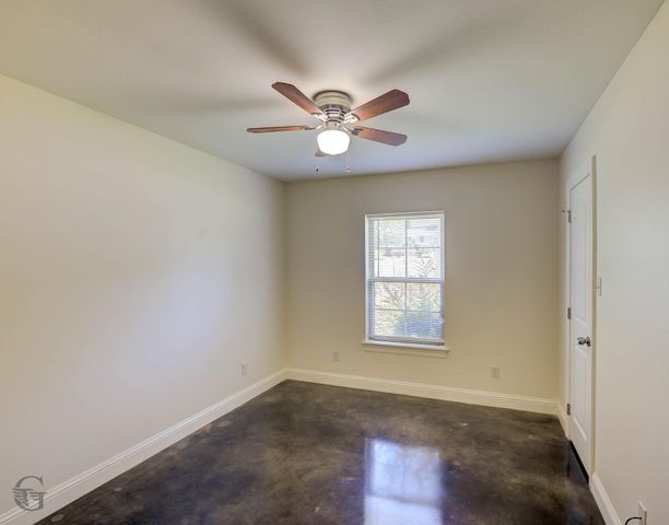 1005 Dalzell, Shreveport, LA 71104
