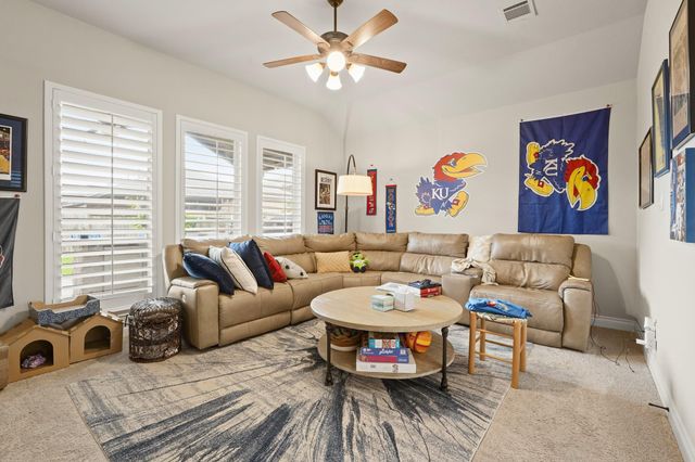 809 Sage Way Lane, Friendswood, TX 77546
