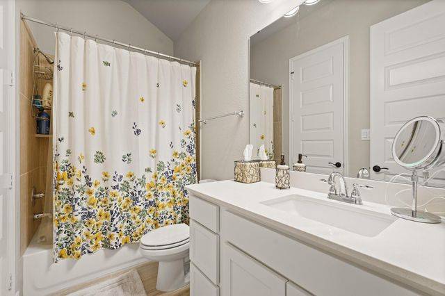 809 Sage Way Lane, Friendswood, TX 77546