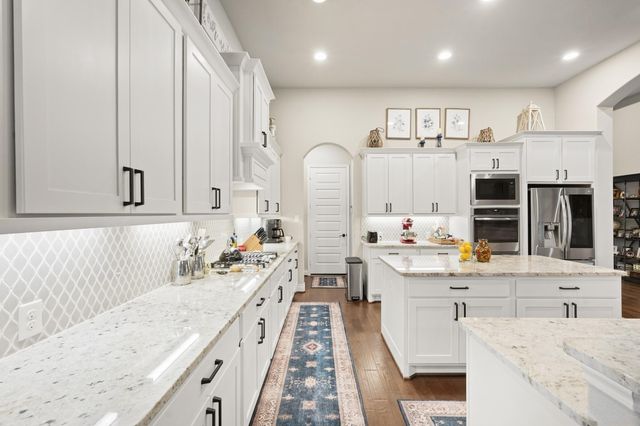 809 Sage Way Lane, Friendswood, TX 77546