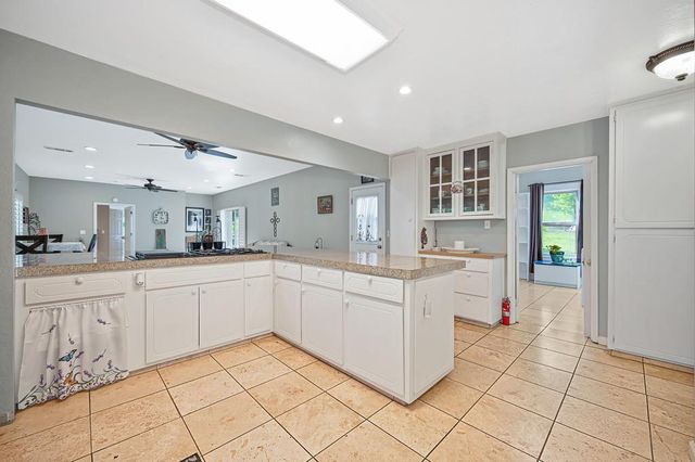 10813 Stone Rd, Oakdale, CA 95361