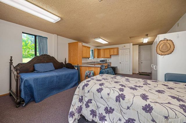10813 Stone Rd, Oakdale, CA 95361