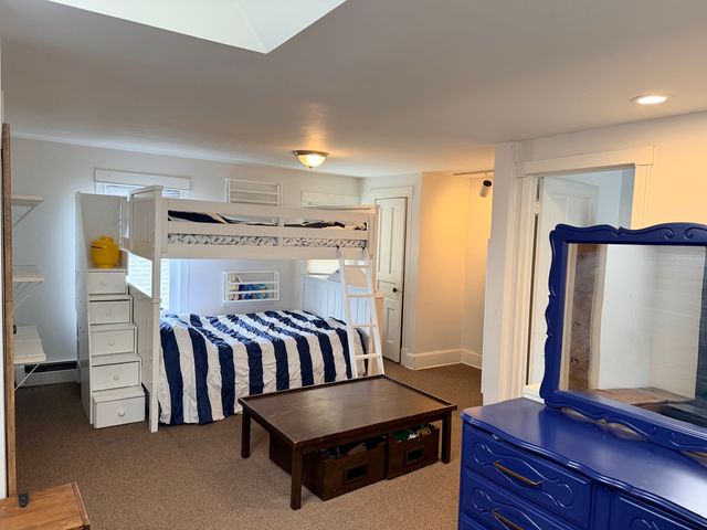 1018 Oakwood Avenue, Wilmette, IL 60091