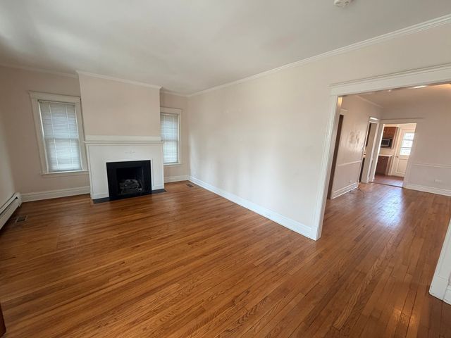 1018 Oakwood Avenue, Wilmette, IL 60091