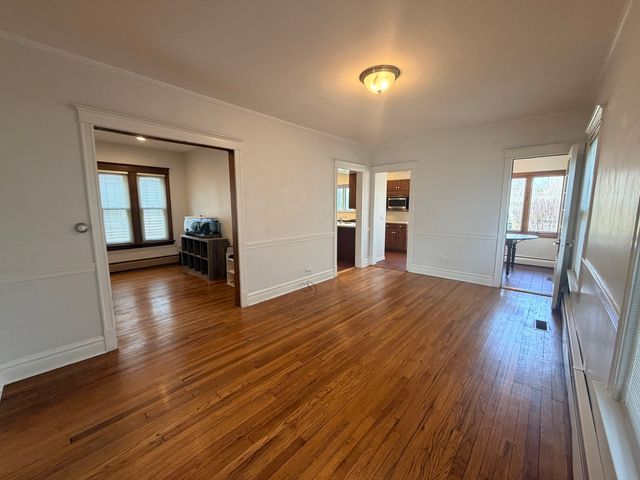 1018 Oakwood Avenue, Wilmette, IL 60091