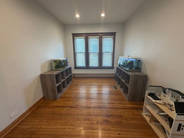 1018 Oakwood Avenue, Wilmette, IL 60091