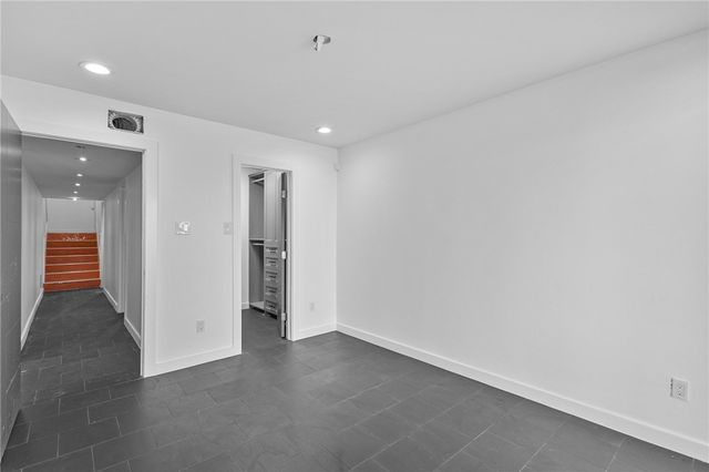 4270 Ocean Dr 2, Corpus Christi, TX 78411
