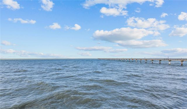 4270 Ocean Dr 2, Corpus Christi, TX 78411