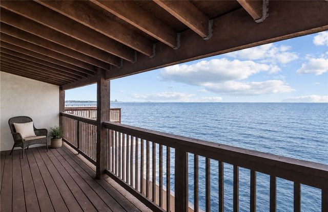 4270 Ocean Dr 2, Corpus Christi, TX 78411