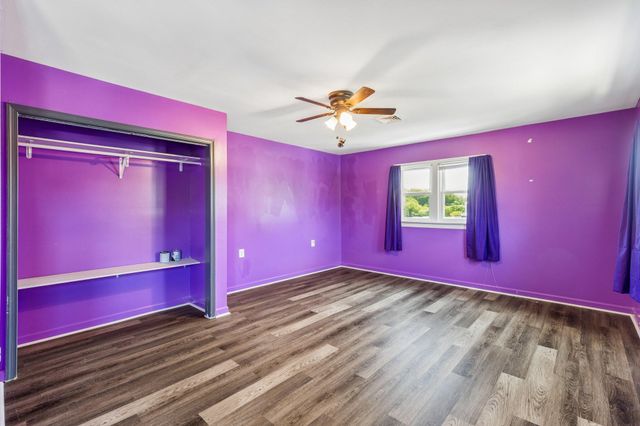 35 INDIAN QUEEN LN, Maple Shade, NJ 08052