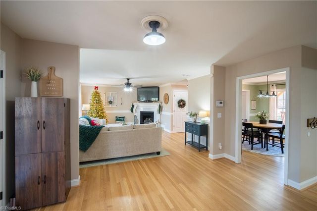 206 Garden Valley Drive, Winston-salem, NC 27107