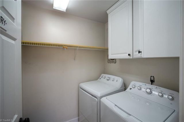 206 Garden Valley Drive, Winston-salem, NC 27107