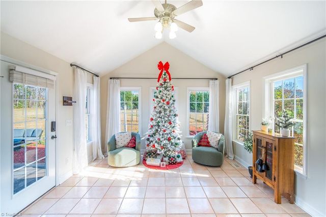 206 Garden Valley Drive, Winston-salem, NC 27107