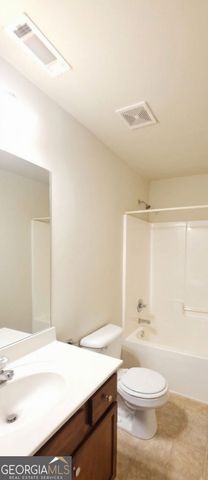 2200 Oakland Grove Place, Lawrenceville, GA 30044