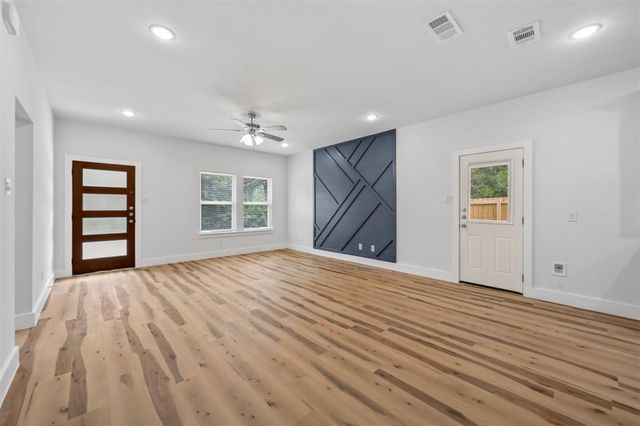 6127 Tejas Drive, Mabank, TX 75156