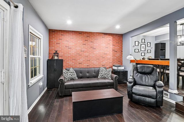 5333 KING ARTHUR, Rosedale, MD 21237