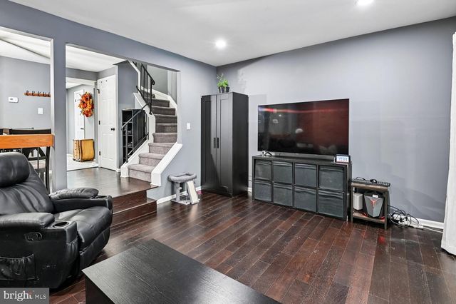 5333 KING ARTHUR, Rosedale, MD 21237