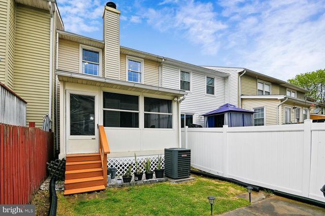 5333 KING ARTHUR, Rosedale, MD 21237