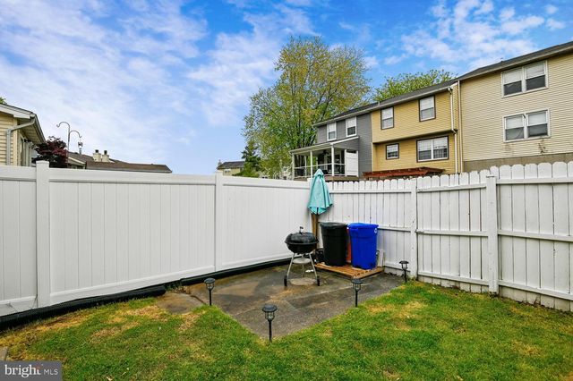 5333 KING ARTHUR, Rosedale, MD 21237