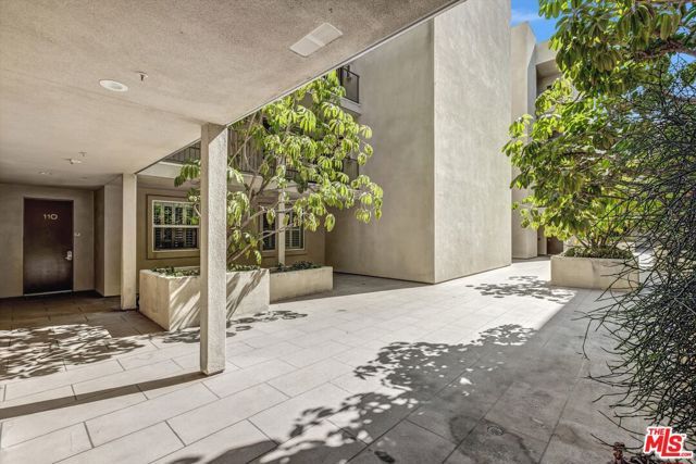 14412 Killion Street 110, Los Angeles, CA 91401