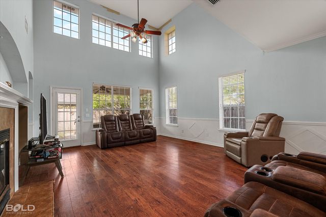 212 Grey Eagle Drive, Shreveport, LA 71115
