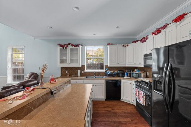 212 Grey Eagle Drive, Shreveport, LA 71115