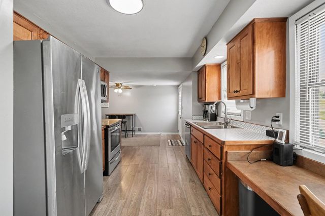 1257 Parallel Street, Chaska, MN 55318