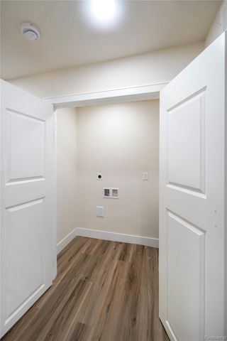 13894 Marshall Avenue, Warren, MI 48089