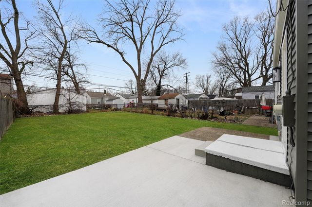 13894 Marshall Avenue, Warren, MI 48089