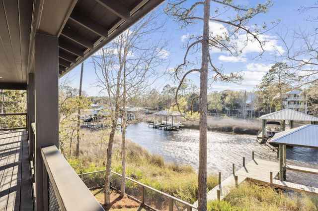 613 Eden Drive, Point Washington, FL 32459