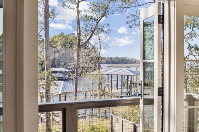 613 Eden Drive, Point Washington, FL 32459