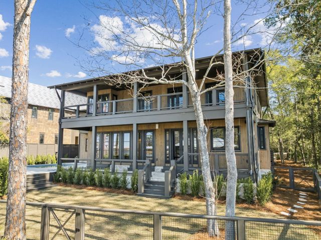 613 Eden Drive, Point Washington, FL 32459