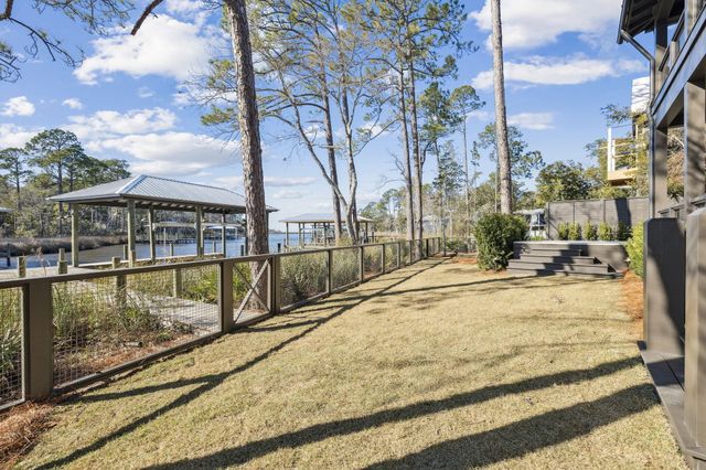 613 Eden Drive, Point Washington, FL 32459