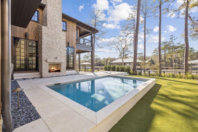 613 Eden Drive, Point Washington, FL 32459