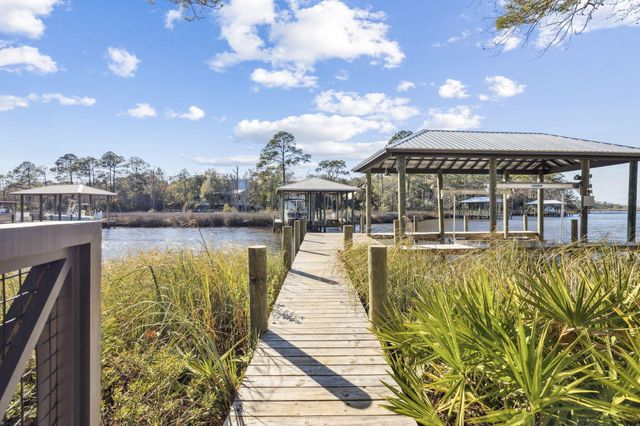 613 Eden Drive, Point Washington, FL 32459